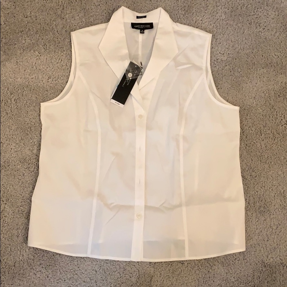 Jones New York sleeveless dress shirt